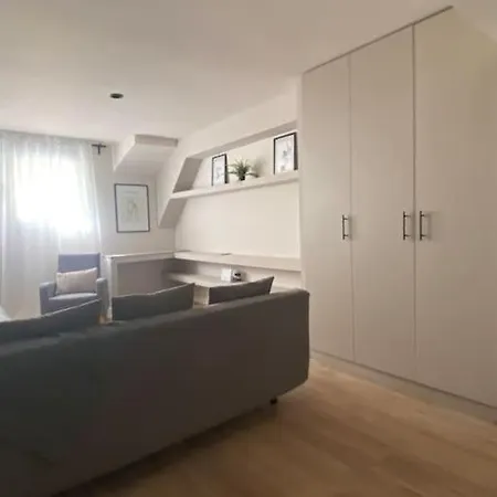 Next To Campus & Hospitals-thessaloniki Apartamento *