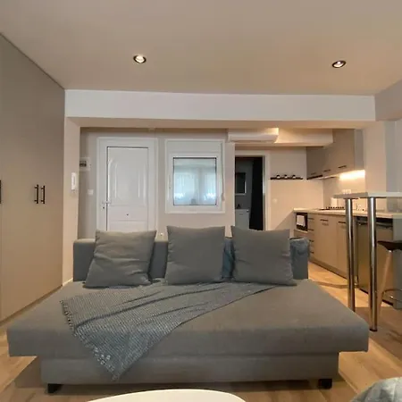 Next To Campus & Hospitals-thessaloniki Selanik