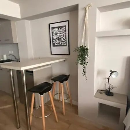 アパート Next To Campus & Hospitals-thessaloniki テッサロニキ
